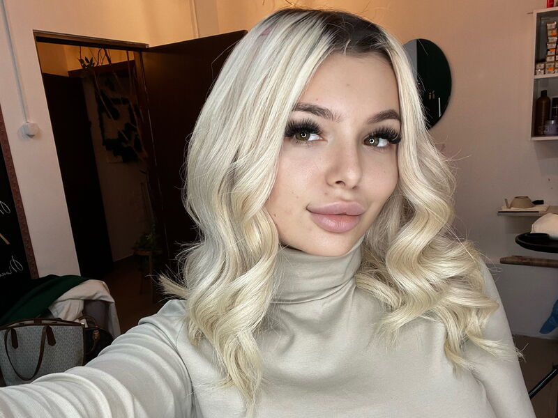 Their unique chins is sealed with drool and spunk after this business is completed drilling these lovely mouths. All people are only right at webcam girls online list any such thing. These womans basically...